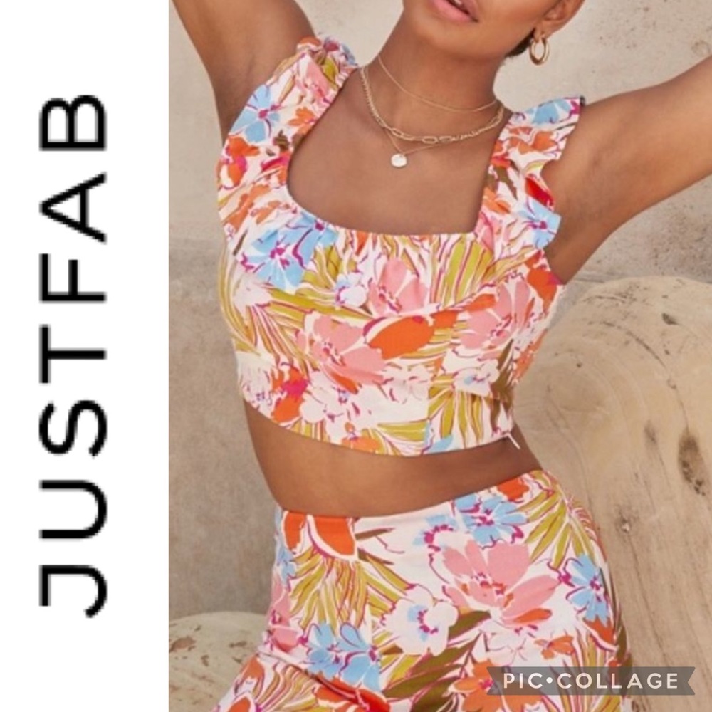 🔥🔥Just fab crop top!